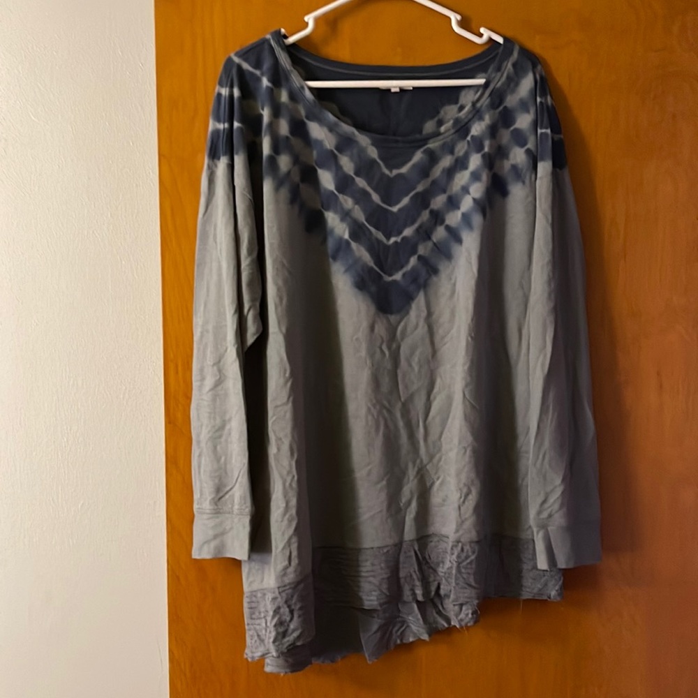 Maurice’s shirt